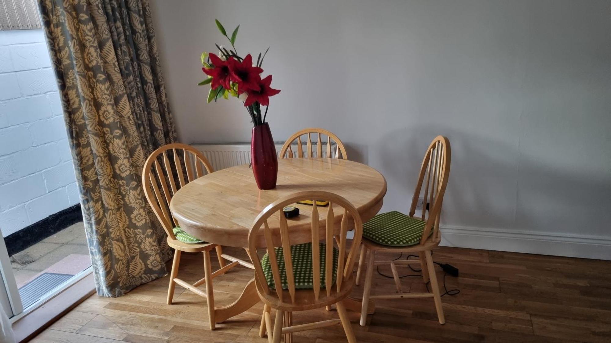Cheerful 4 Bedroom